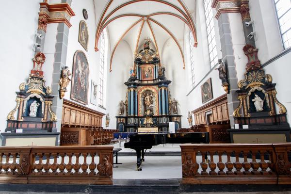 Steinway-Flügel in der Paterskirche, © Feenstaub Entertainment, Essen
