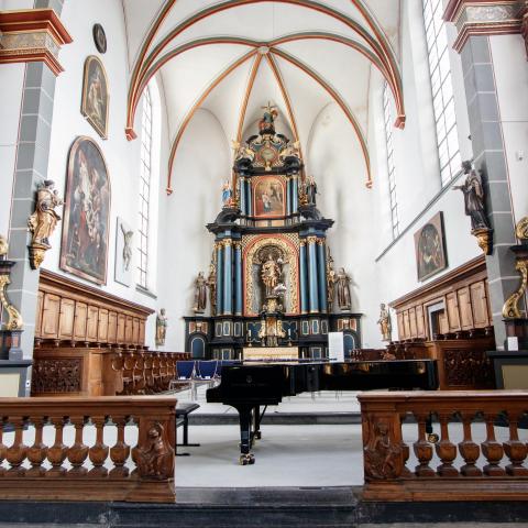 Steinway-Flügel in der Paterskirche, © Feenstaub Entertainment, Essen